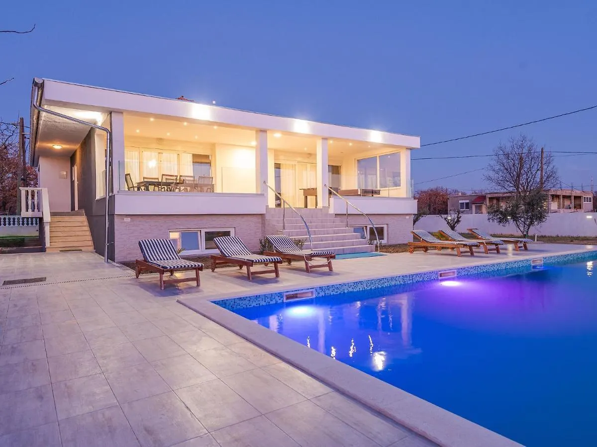 Classy Holiday Home In Galovac With Swimming Pool 0*, Galovac (Zadar) Croatia
